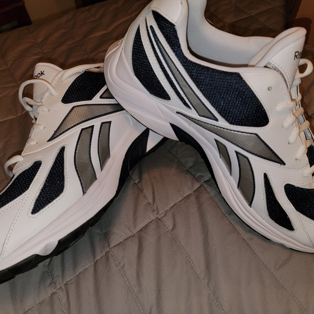 Brand New Men's Reebok DMX MAX size 15 Extra Wide 4E Walking Shoes